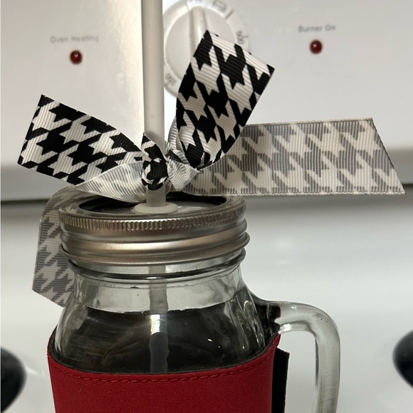 "Life is Better On Game Day"-One Quart Drinking Glass & Top & Durable Straw NWT! - Picture 5 of 5